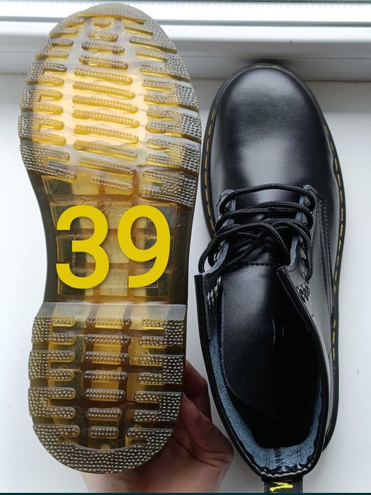 Нові черевики демісезонні