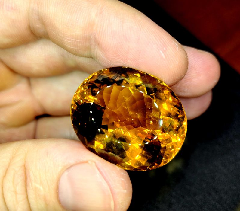 Редкий крупный цитрин коллекционный яркого цвета сертификат