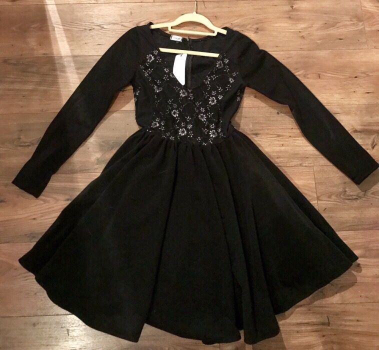 Sukienka ala księżniczka elegancka