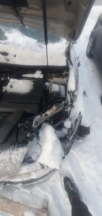 Megane 3 1.6 бензин після дтп