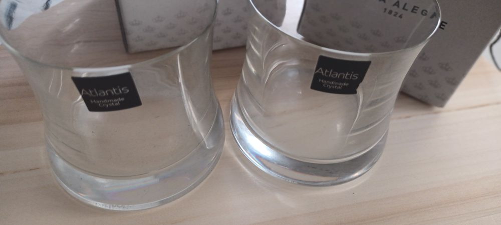 Copos de cristal marca Atlantis