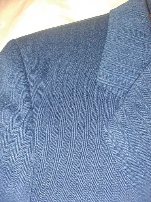 Elegancki garnitur męski L niebieski – bardzo dobry stan