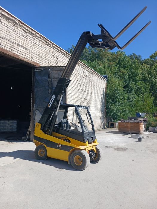 Навантаж телескопічний JCB TXT