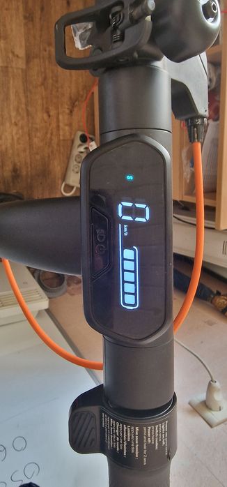 Електросамокат Segway Ninebot E2 PRO E Black