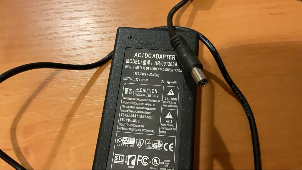Зарядний пристрій 12v, 19v, 20v, 24v, 32v, 36v