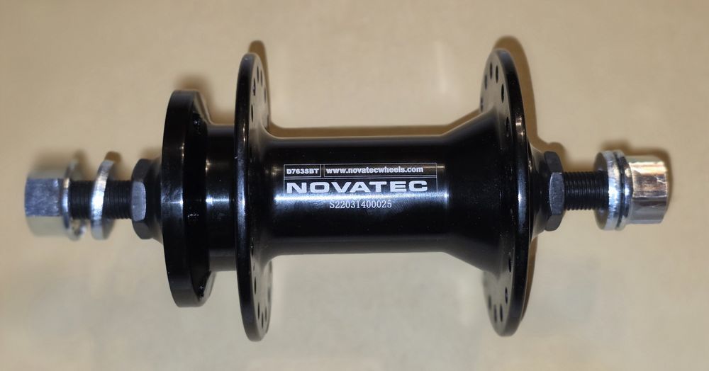 Piasta NOVATEC NT-D471S disc 6śrub 9x100mm oś z nakrętkami 36H