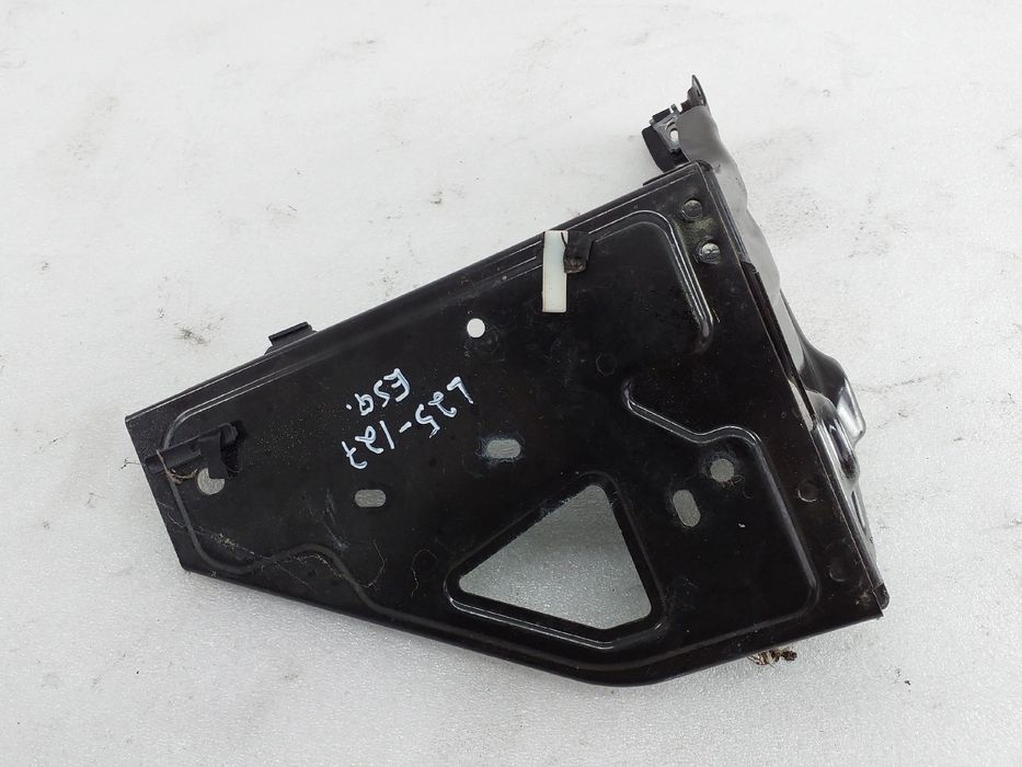 Apoio / Suporte Otica / Farol BMW X1 (F48)