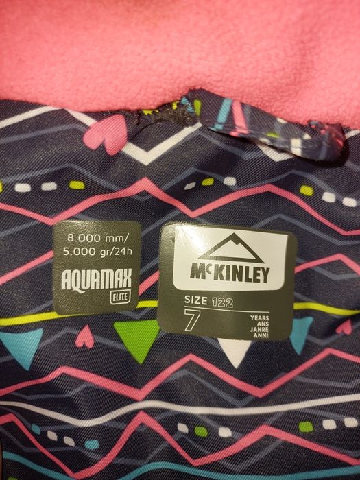 Продам детские куртки