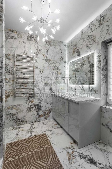 Продаж! Сучасний будинок у Києві Чапаєвка Голосіївський вул Бродівська