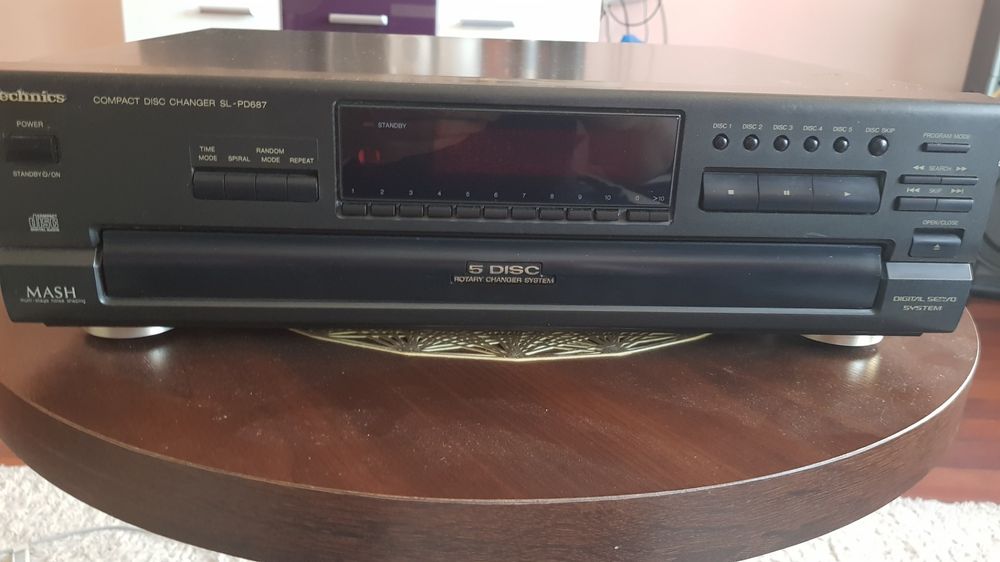 Sprzedam CD technic na 5 płyt