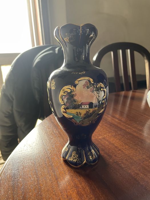 Various Ceramic Jugs443588403256381440