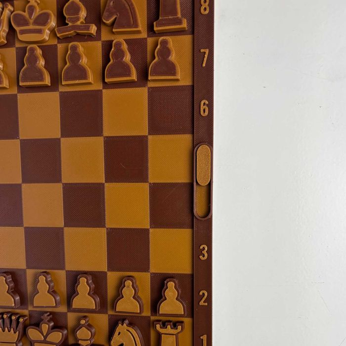 Magnetyczne szachy na lodówke