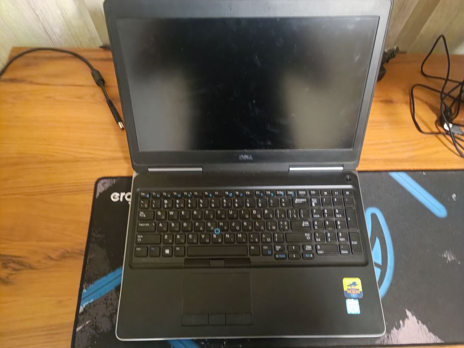 Продаю ноутбук Dell precision 7510