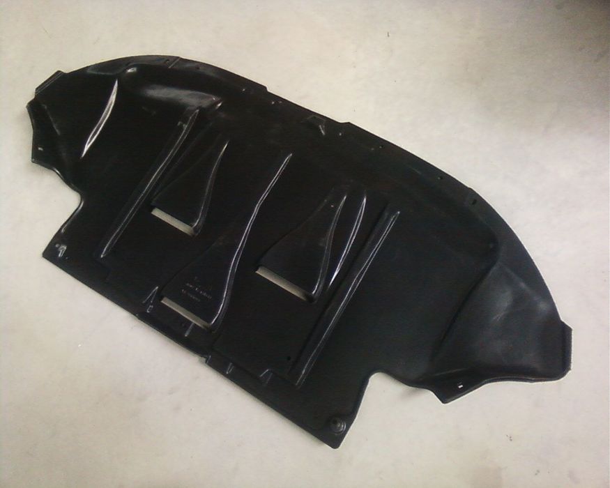 Resguardo inferior do motor Audi A4 B5 1994-2000 (NOVO)