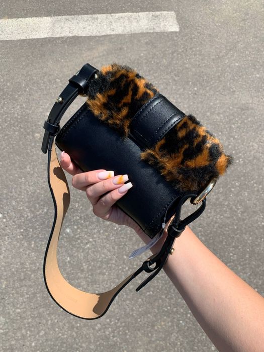 MICHAEL KORS оригинал. Брендовая сумка на пояс поясная бананка черная