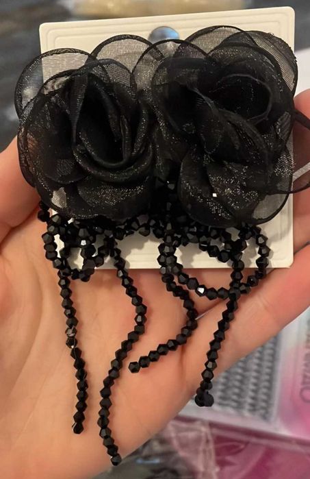 Piękne NOWE czarne długie kolczyki eleganckie kwiatek koraliki Glamour