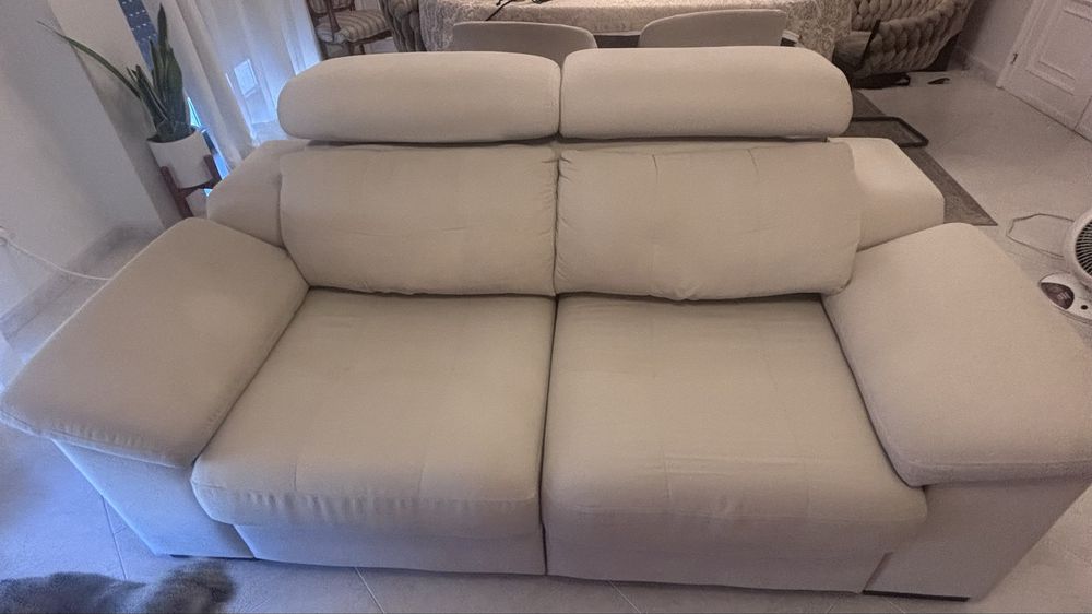 Vendo sofa em tecido bege em otimo estado