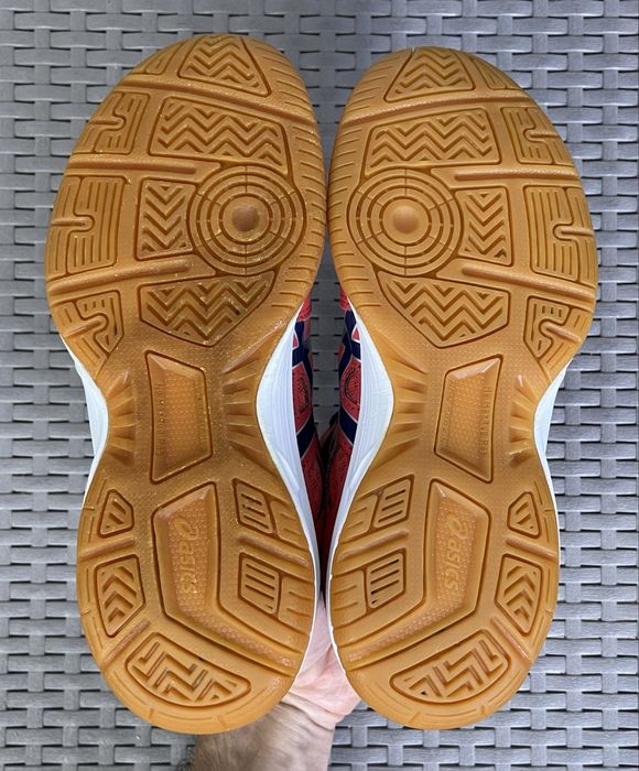 ASICS кроссовки 36 размер женские спортивные красные