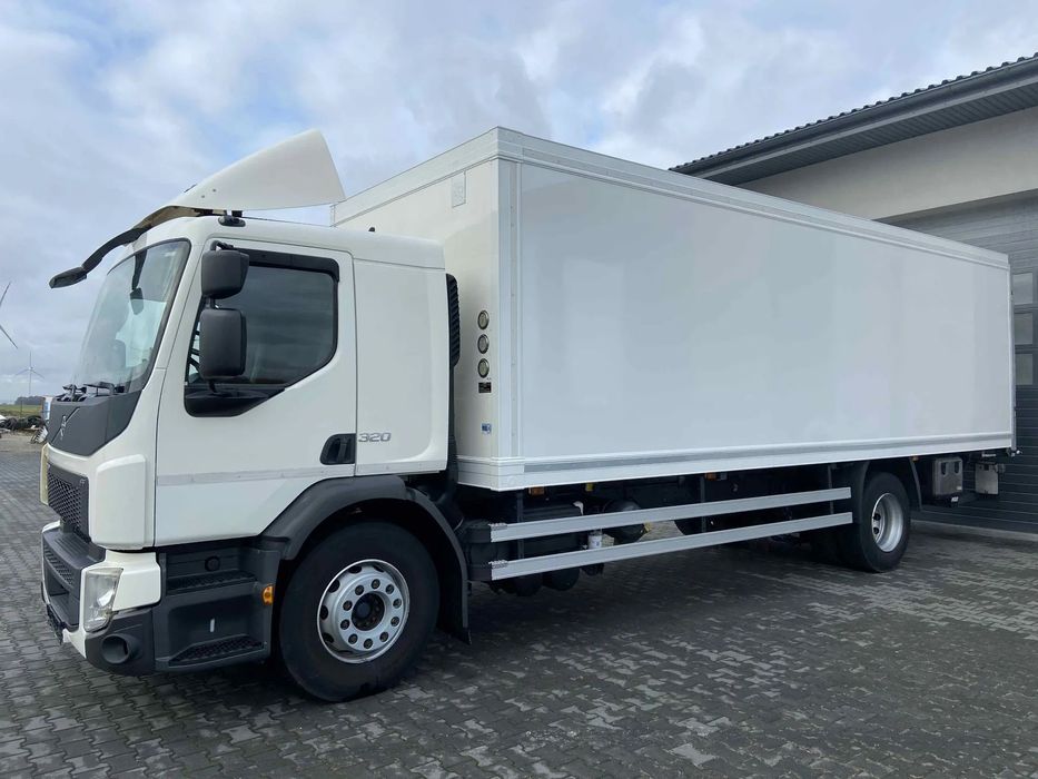 Volvo Fe 320 Izoterma Sypialka 18 Palet