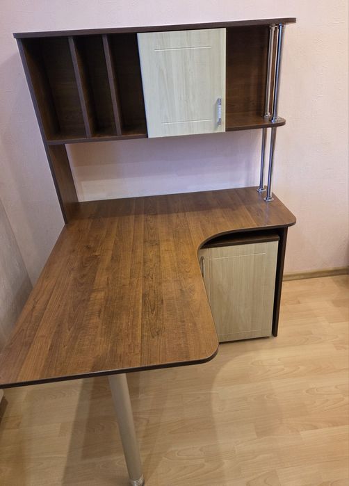 Меблі для дитячої/спальні/кабінету