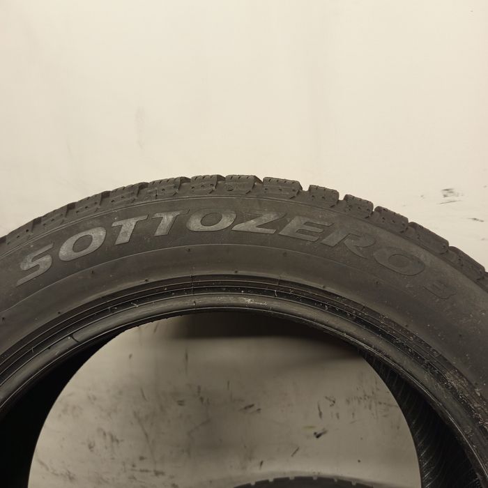 215/55R17 Pirelli Sottozero 3