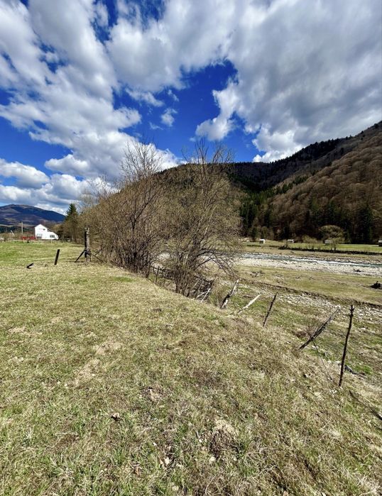 Земельна ділянка в селі Колочава (Меришор )