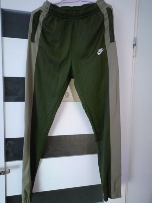 Spodnie chłopięce Nike S