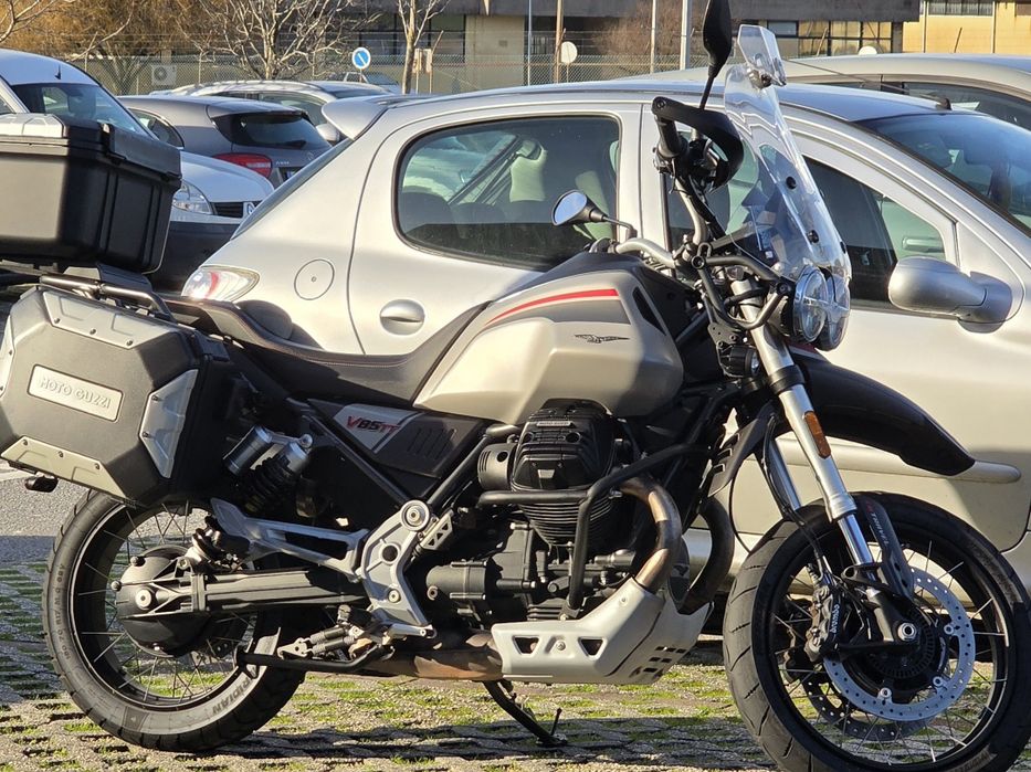 Moto Guzzi v85tt 2023 urgente