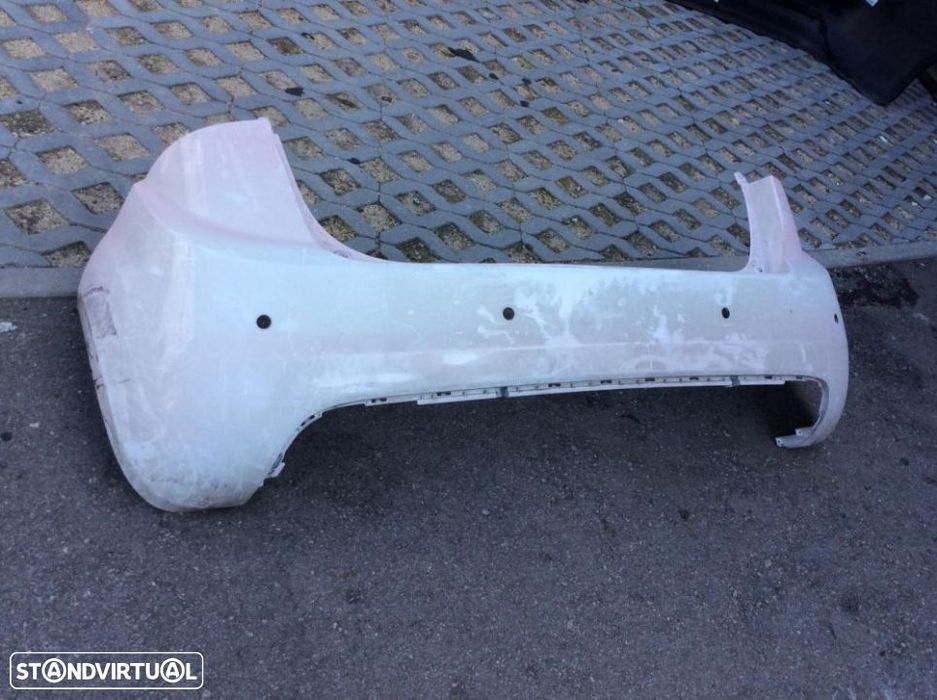 Parachoque kia Venga