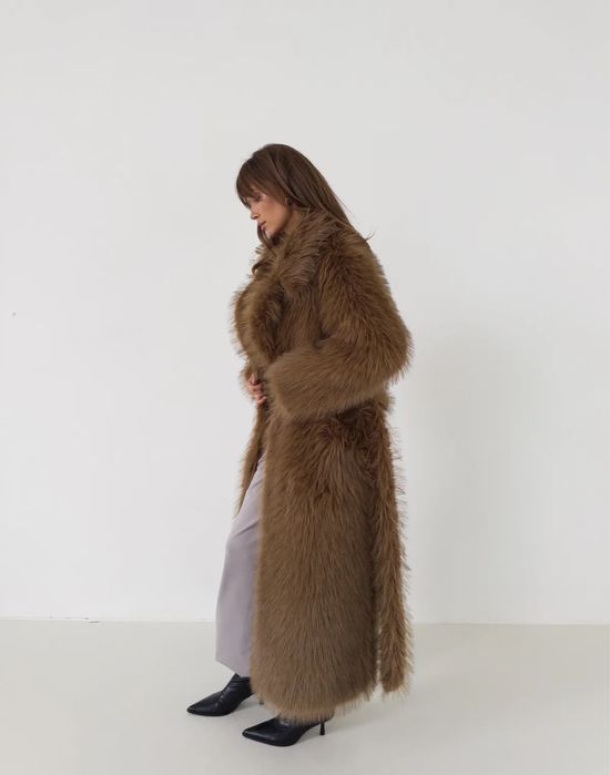 Шуба повної довжини з екохутра Yak, Rikky Hype — коричнева