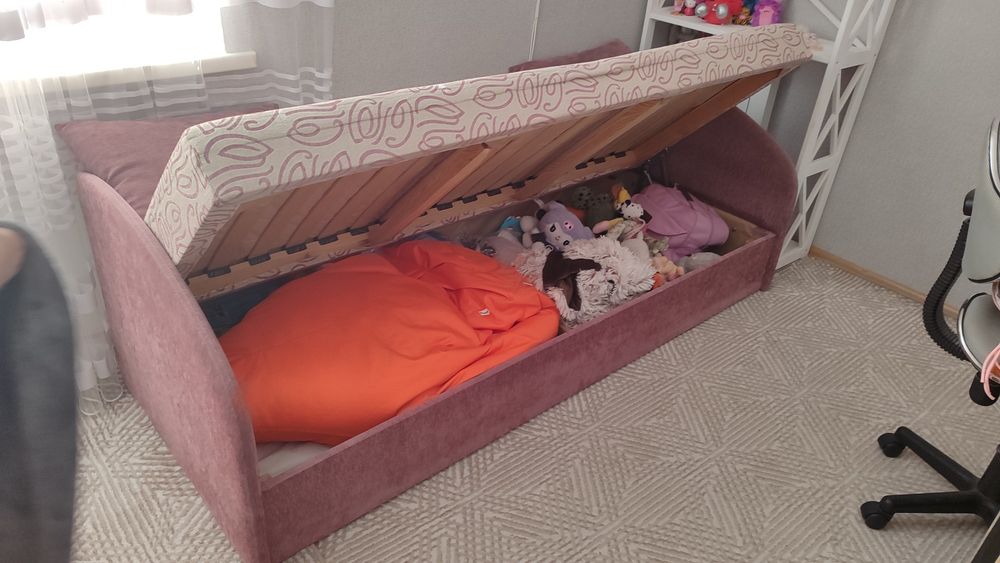 Диван, Тахта Вікторія підліткова