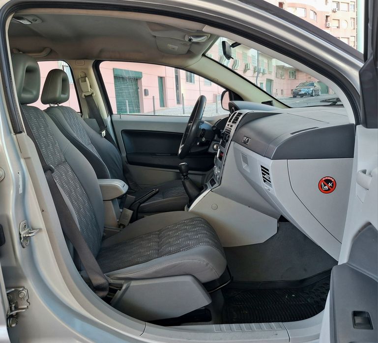 Dodge Caliber 2.0 CRD (Motor Audi)06