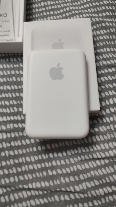 Зовнішній акумулятор Apple MagSafe Battery Pack 3000 mAh