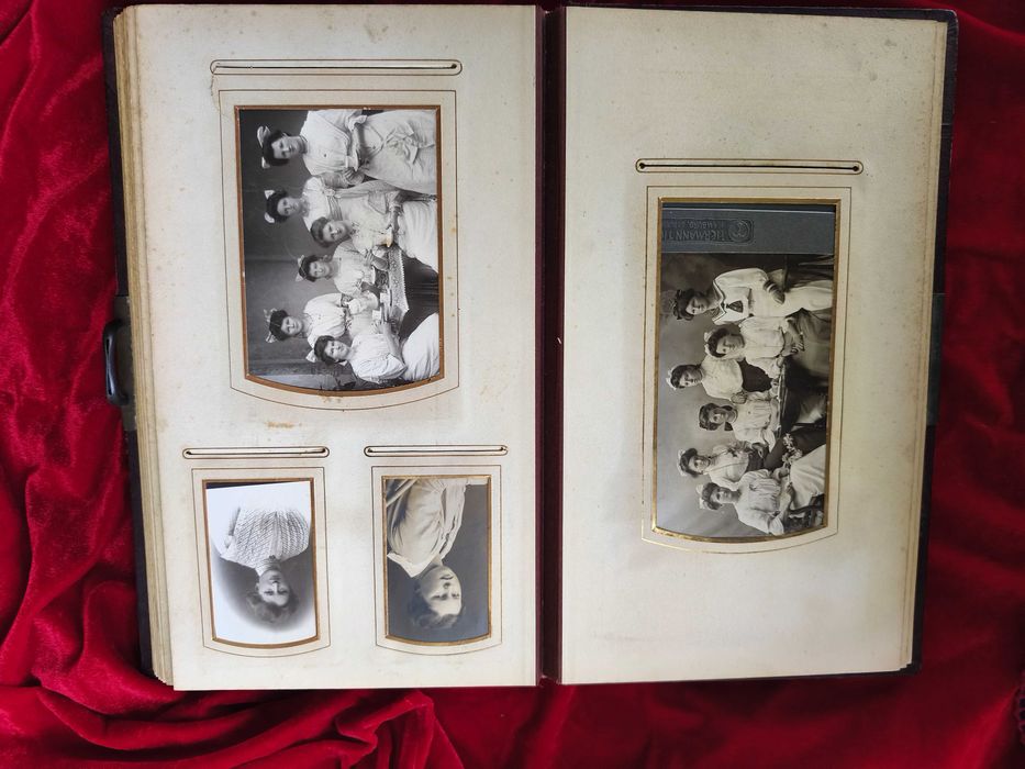 Antyczny, Secesyjny stary album ze zdjęciami. CDV.