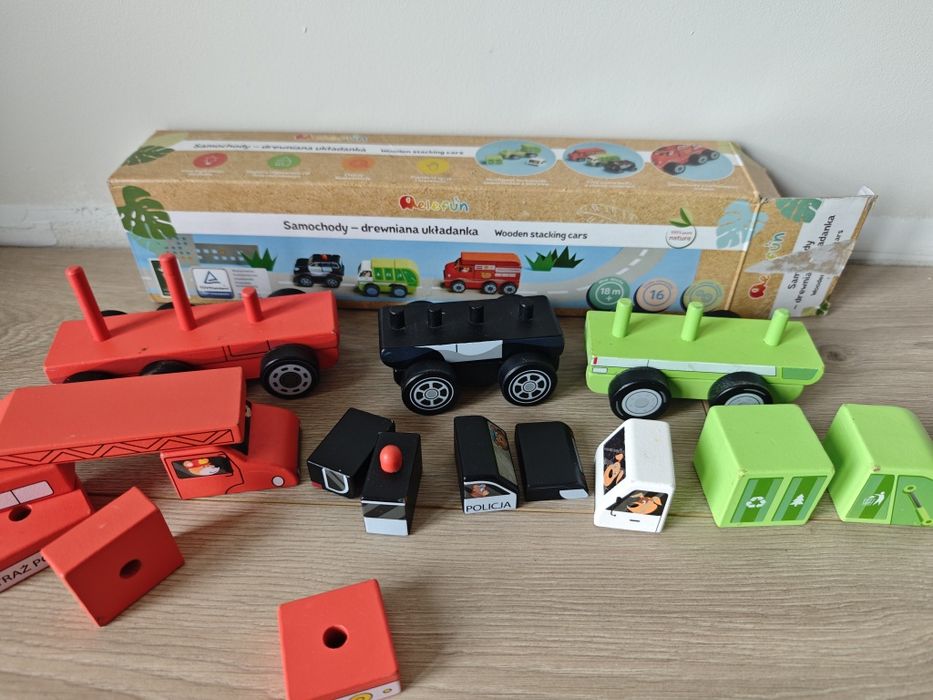 Drewniana układanka klocki samochody