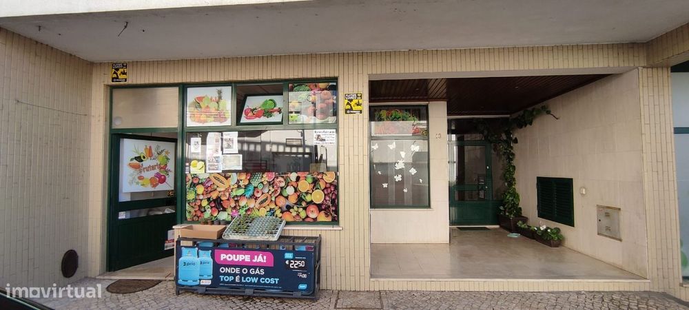 Espaço Comercial Em Soure