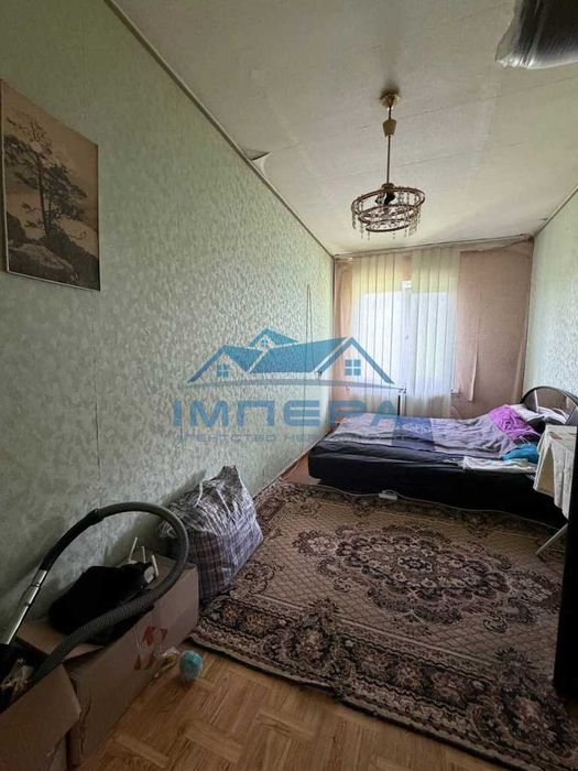Продам 2-кімнатну квартиру в центральній частині міста.