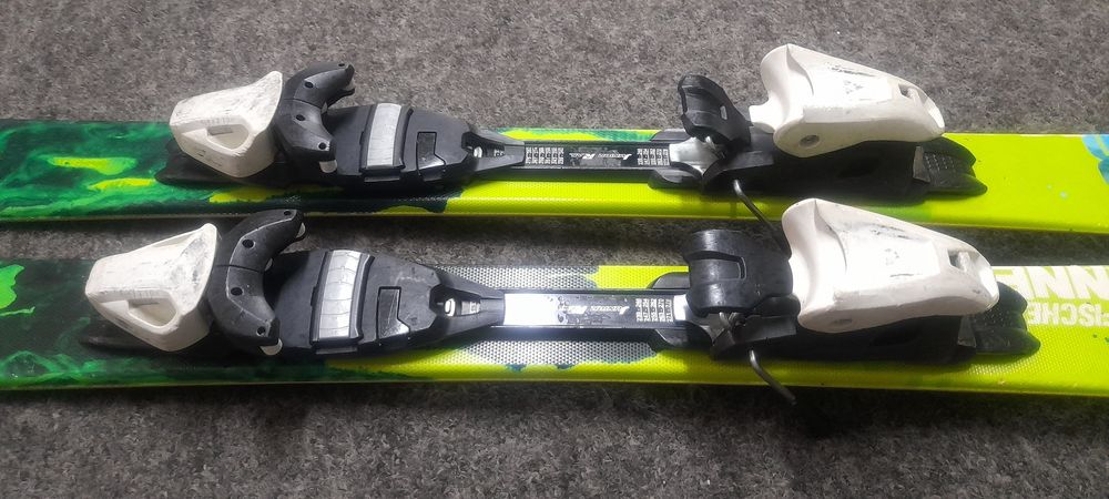 Narty freestyle FISCHER STUNNER 121cm Twin Tip