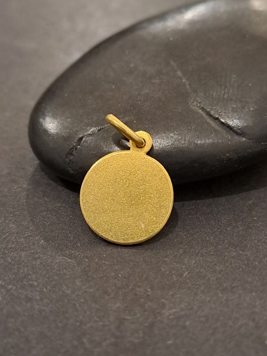 Śliczny złoty medalik Komunijny 585 Nowy  1.3 cm