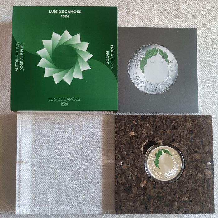 Moeda Comemorativa Proof Colorida - Luis de Camões - Prata