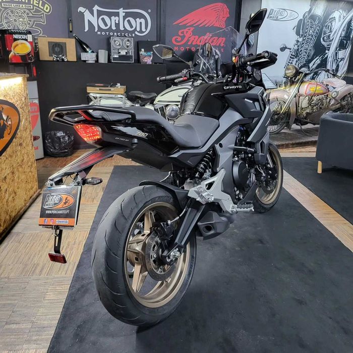 CF Moto 700MT 2024