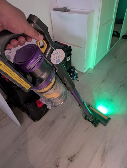 Odkurzacz pionowy bezprzewodowy Laresar X11