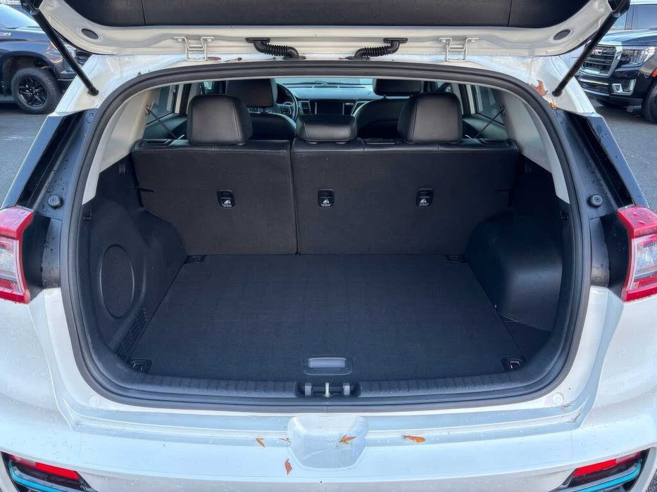 Kia Niro EV EX Premium      2019