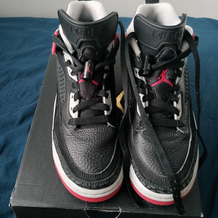 Jordan Spizike Low