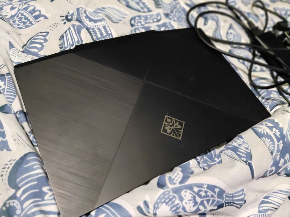 Laptop HP Omen 17-cb0006nw i5, 16GB RAM, GTX 1660 Ti