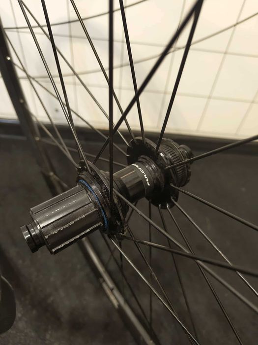 Koła Fulcrum szosa grawel disc 28 12x100 12x142 mm centerlock