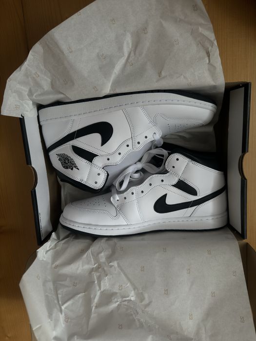 Оригінал! Нові! Nike Air Jordan 1 Mid 42.5 р. 45р. 27см, 29см