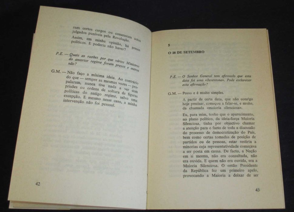 Livro MFA Movimento Revolucionário Galvão de Melo