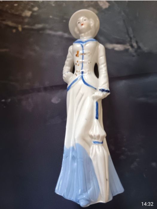 Conjunto de duas estatuetas444996438040268802
