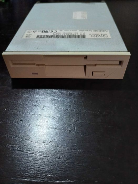 2 Drives de disquetes de 3,5 + Gravador CD ROM RW. (Valor unitário)64171749490947120